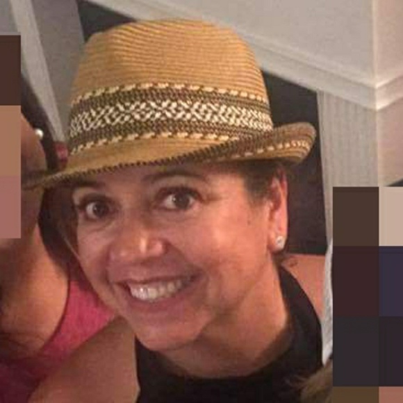 linda40in04